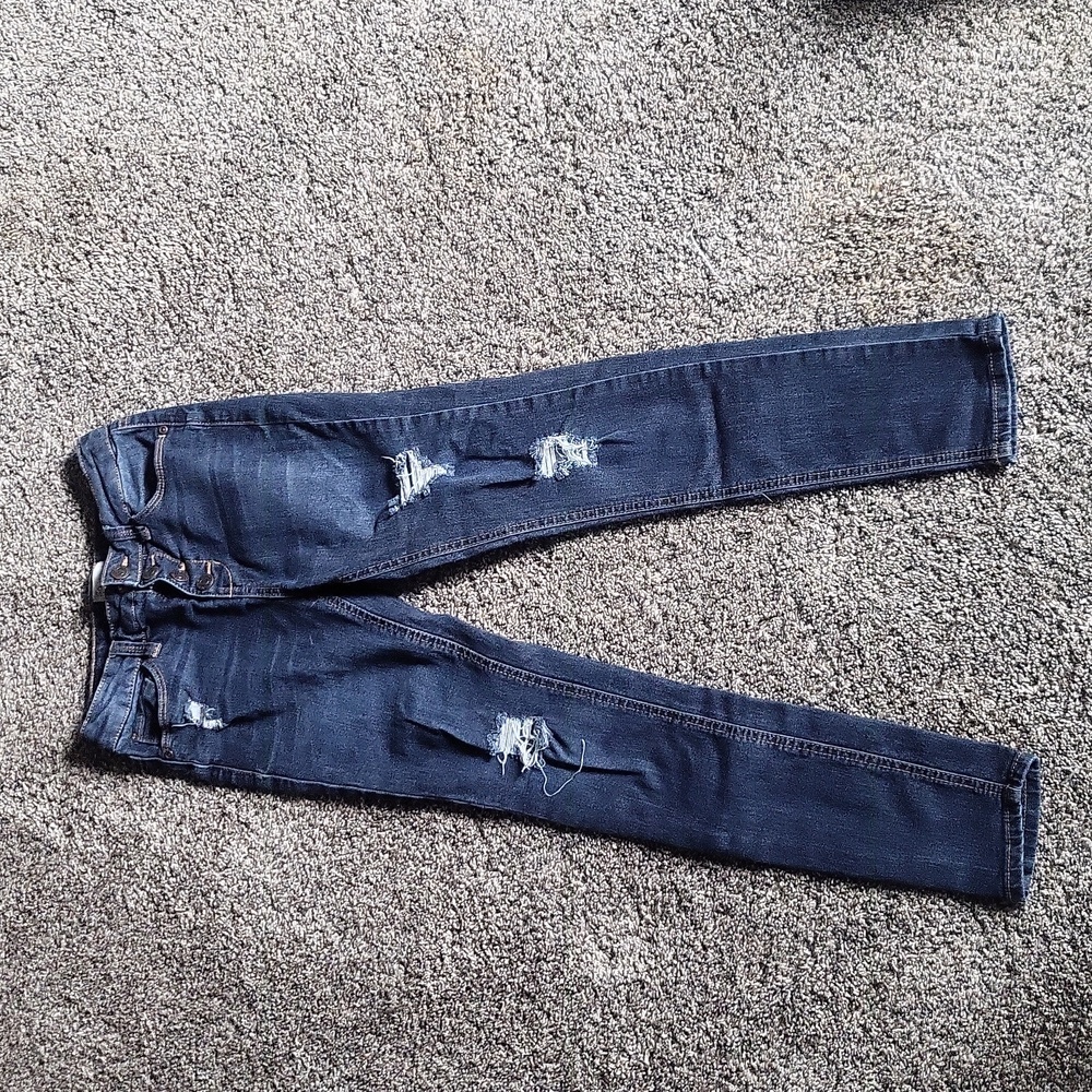 Ripped jeans
